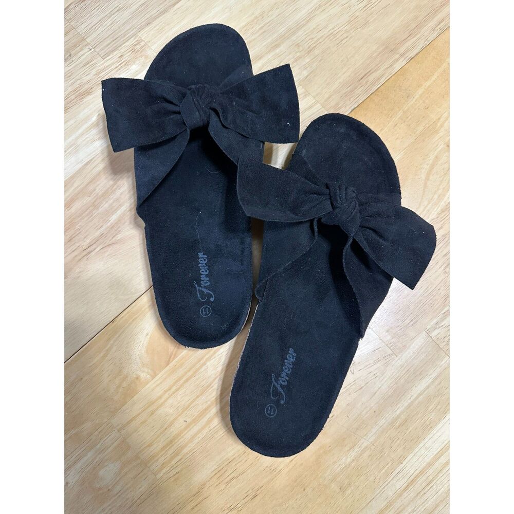 Forever 21 Faux Leather Bow Sandals NWOT Size 11